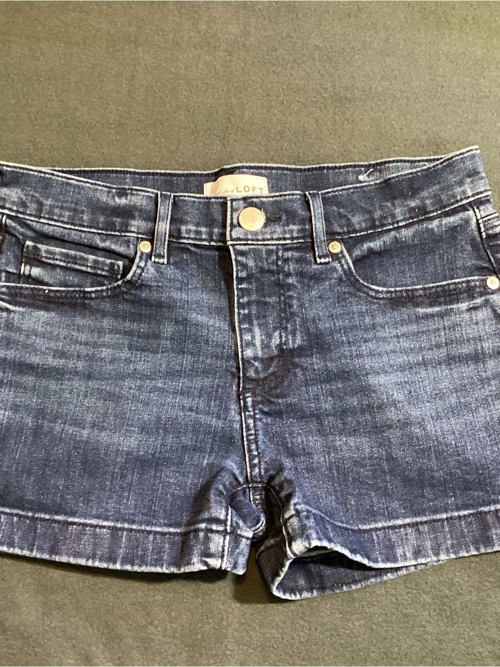 LOFT Women's Dark Indigo Denim Jean Shorts. Size 26.SKU 13